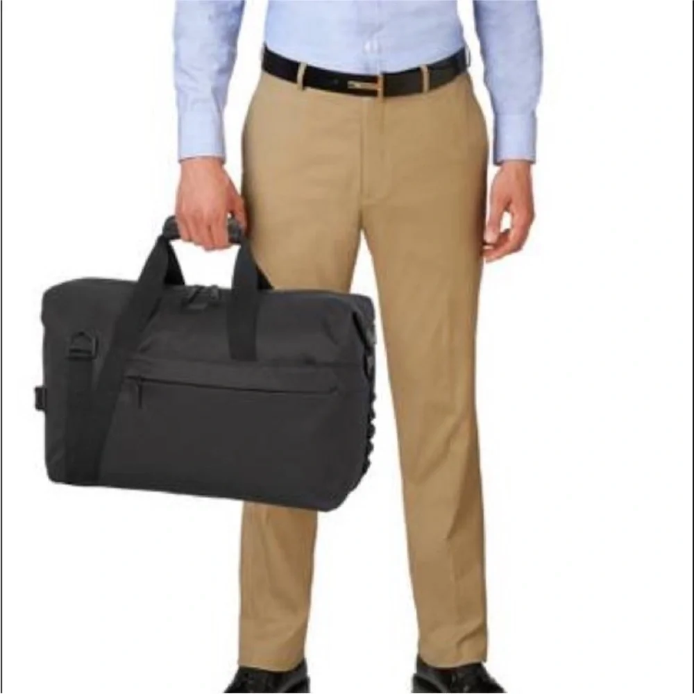 Tumi Sonoma Day Duffel Bag in Black New